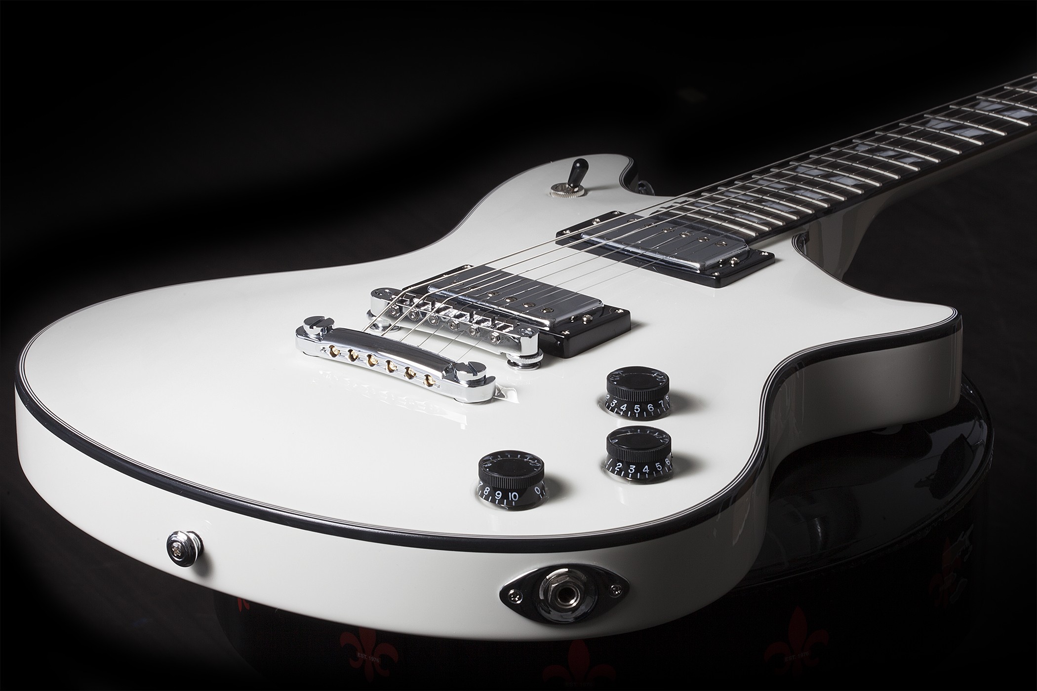 Tempest Custom.Gloss Black.01.png